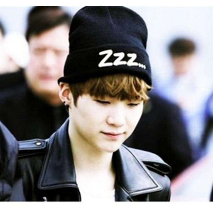 Yoongi in a beanie thread. Bc it is my favorite and it was necessary  #MTVHottest BTS  @BTS_twt
