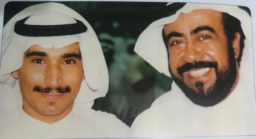 mdalsabah's tweet photo. الشهيد فهد الاحمد مع الصحفي عبدالعزيز الفضلي https://t.co/9fPaAtXGkD