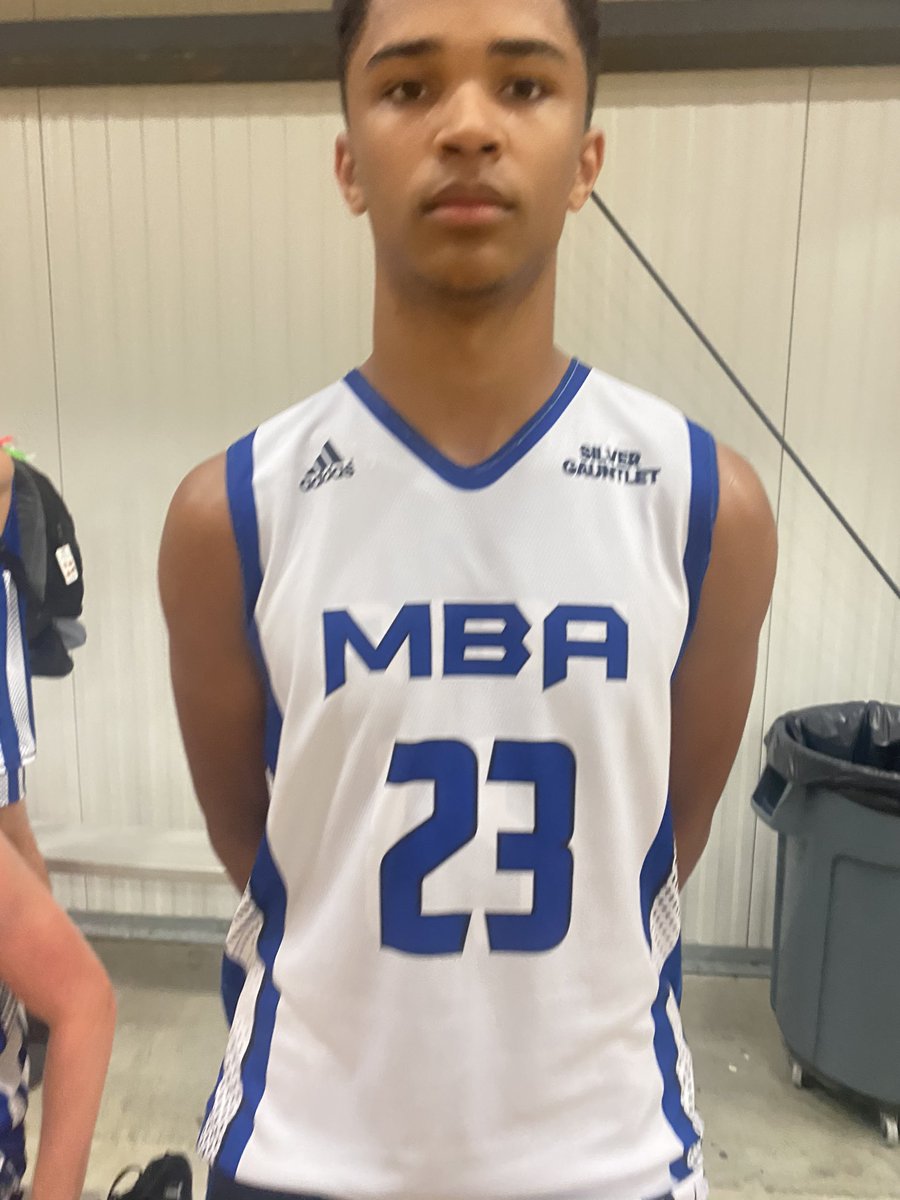 M_B_A_Bball's tweet photo. @OwenVarnado with a double-double performance! Young man has a 4.0 with natural leadership abilities. #collegeradar https://t.co/HV7np2J0Dz