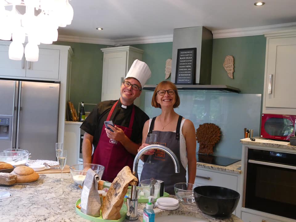 BreadAngels's tweet image. Bread Angels network member Jane Todd of @thekitchenfront offered students this online bread baking class for Lammas Day - on the hottest day of the year!

Book a @BreadAngels class for yourself - online options available: bit.ly/BA_BookAClass

@RealBread @women_food_wifi