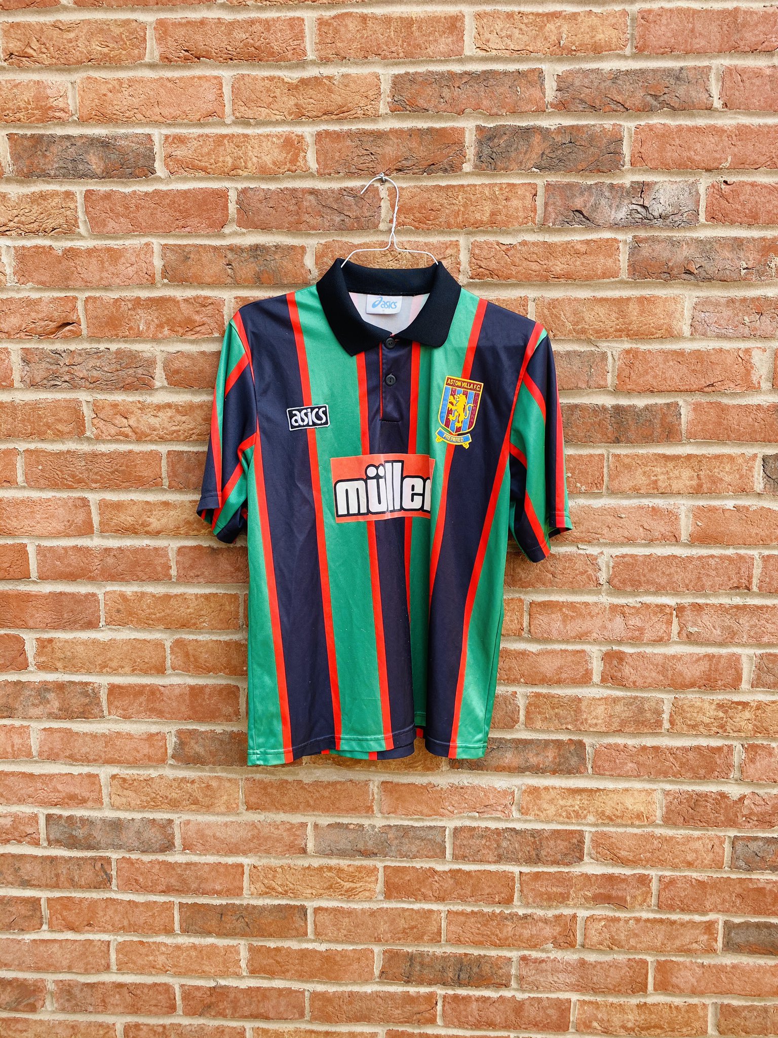 Aston villa 1994 store away shirt