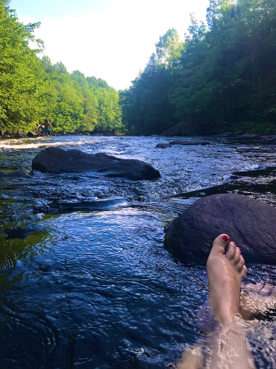 Corrig21's tweet photo. Refreshing day at the water. Rapids & falls never disappoint!
#Ridetherapid #quickswim #Summerdays #OxtongueRapids #OxtongueRiver #RaggedFalls https://t.co/2LIK4giezV