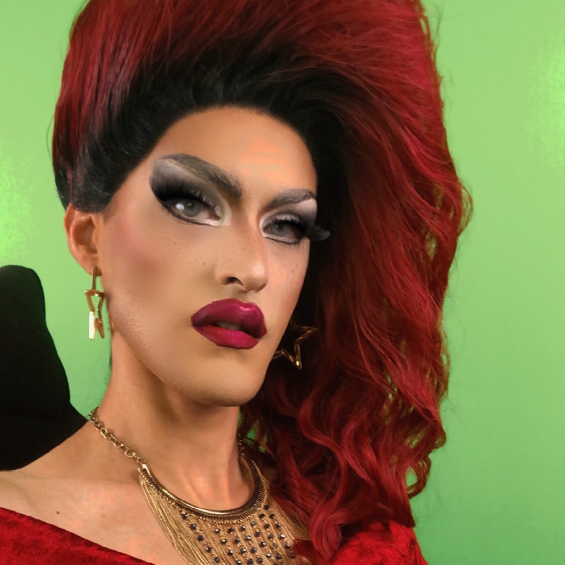 LeaMorgana's tweet photo. ๐ดLive Now!๐จ
SIMVIVOR, Episode 3 is starting right now! Join us https://t.co/3OFtxWIQTh
#Simvivor #Thesims #thesims4 #sims4 #teamstreamqueens #drag #makeup https://t.co/cEHAiuWorm