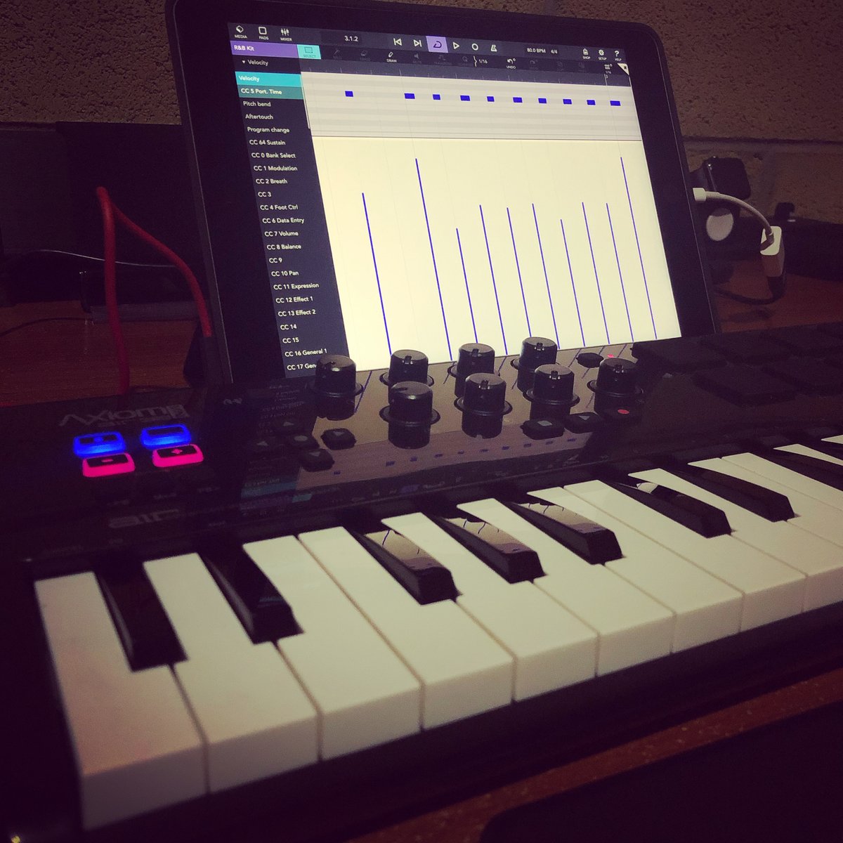 MIDITracksPro's tweet photo. Iniciando otra producción MIDI totalmente hecha en #iPad con #CUBASIS de #Steinberg
#Music #MIDIFile #ArchivoMIDI #Karaoke #BackingTracks #Secuencia #PistasMusicales https://t.co/GAXJI2nsdr