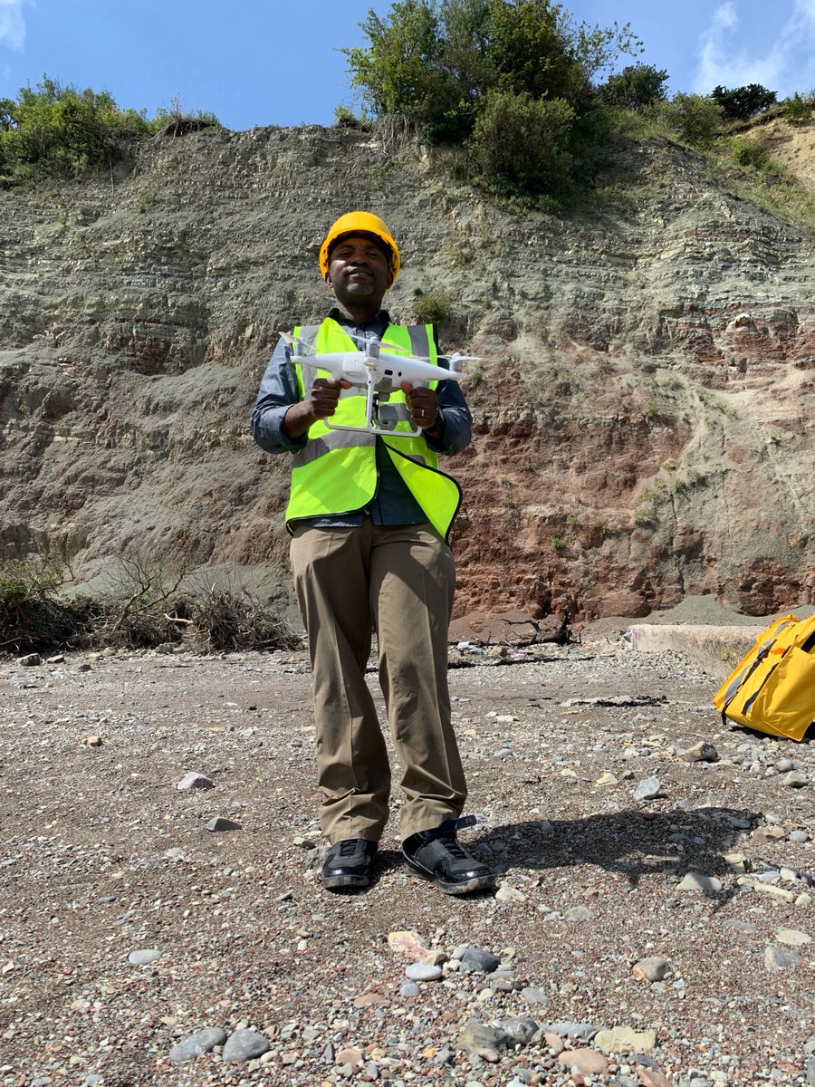 InformaticsUsw's tweet photo. A beautiful day out and a successful drone survey down in Penarth, Cardiff in collaboration with the Vale of Glamorgan Council to monitor coastal erosion at Penarth Cliff-face. https://t.co/kvQbFQEhyx