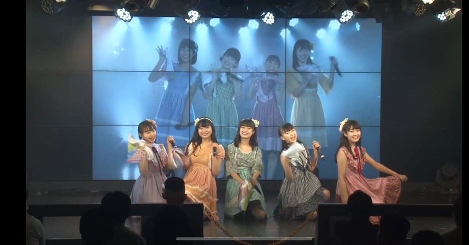 j_odr's tweet photo. 今日は柳♡箱(RYUTistさん、レーベルメイトのハコイリムスメさん)の配信ライブ！東京と新潟を結んでリモートでツーマン！驚異的なシンクロでコラボ曲も披露！凄いもの観ちゃいましたよ...。#RYUTtist #ハコイリムスメ #柳箱 #PENGUINDISC https://t.co/1Ze9eGrexv