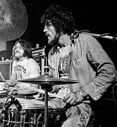 EdwardMO 🌻 on Twitter: "Traffic - Gimme Some Lovin' Recorded live: Woodstock 94 Steve Winwood - vocals, keyboards Jim Capaldi - vocals, drums, percussion Rosko Gee - bass Randall Bramblett - flute,