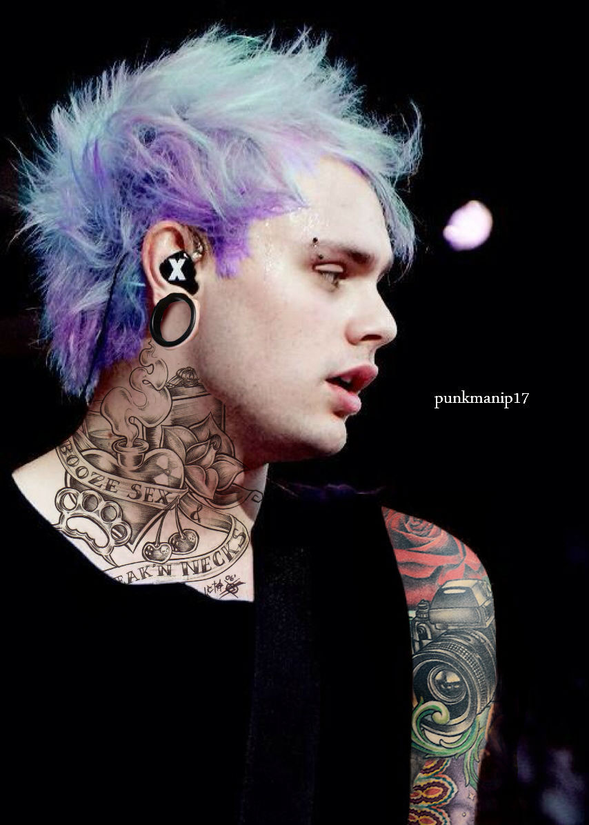 TW?// graphic content....Antisepticeye and punk Michael  #MTVHottest 5 Seconds Of Summer  @5SOS