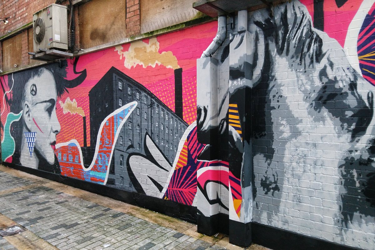 bohoman's tweet photo. #BelfastEntriesProject work by @peter_strain, #DanLeo &amp; @ADWart.

#CrownEntry, #Belfast. 

Thursday 30th July 2020.

#StreetArt #StreetArtIreland

https://t.co/DYqj6Qj1mT

@DaisyChainInc https://t.co/YgyFw91csC