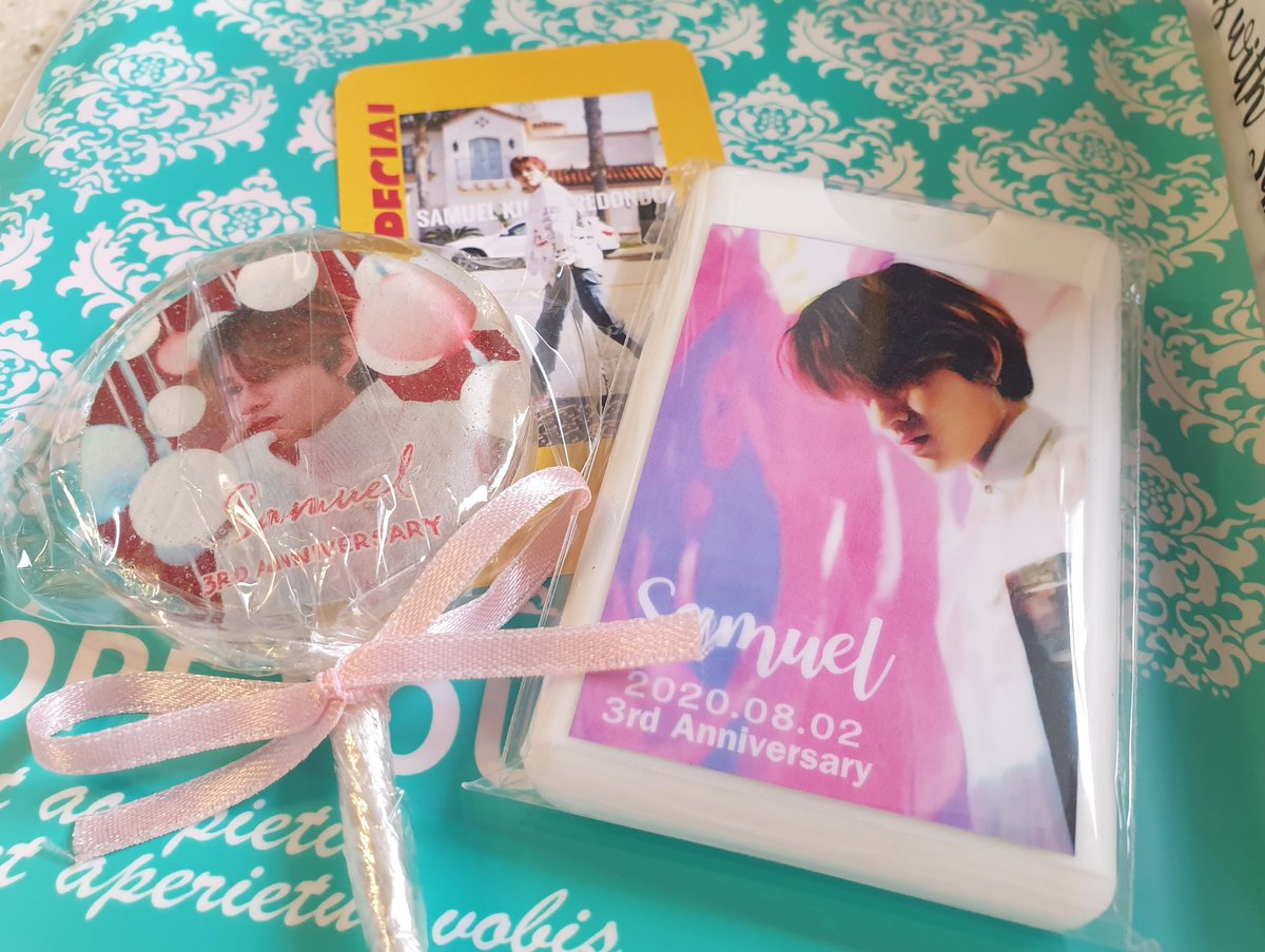 BeeParn's tweet photo. @SamuelOmmaTH @ksdhsvt ของแจกน่ารัก ขอบคุณนะคะ❤
#Samuel_3rd_Anniversary
#사무엘_솔로데뷔3주년_축하해
#3YearsWithSamuel https://t.co/gM3vRfUmjy