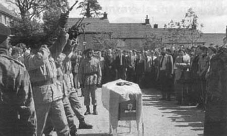 JoanNavais's tweet photo. #Taldiacomavui, el voluntari #KieranDoherty de l’#IrishRepublicanArmy va morir a la presó després de 73 dies de #vagadefam.
#Tiocfaidhárlá! El nostre dia arribarà!
#UnitedIreland
✊ https://t.co/61XBH7UD8R