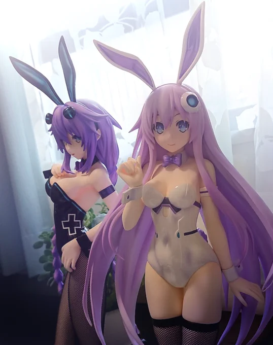 #バニーの日
つい最近妹2人のサンプルを頂いたFREEingさんのバニー女神様たち
背中もお美しい!? 