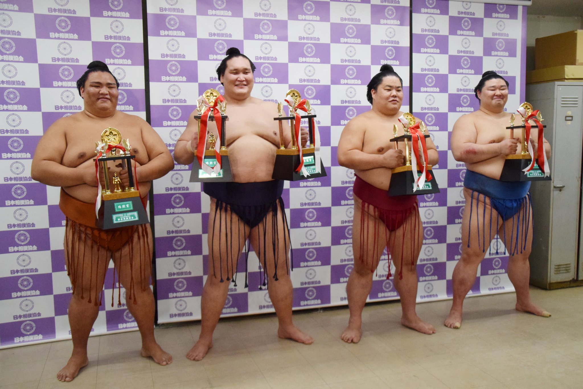 красавцы не из новой зеландии