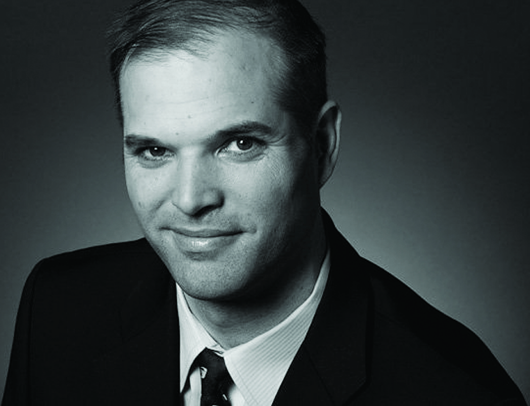 Matt Taibbi  @mtaibbi is a ] journalist and writer. He has bylines all over the place and is known for focusing on holding people in positions of power to account for how they use that power. From Trump, to Bush to the Clintons, he takes no prisoners. I'll gladly stand with him.