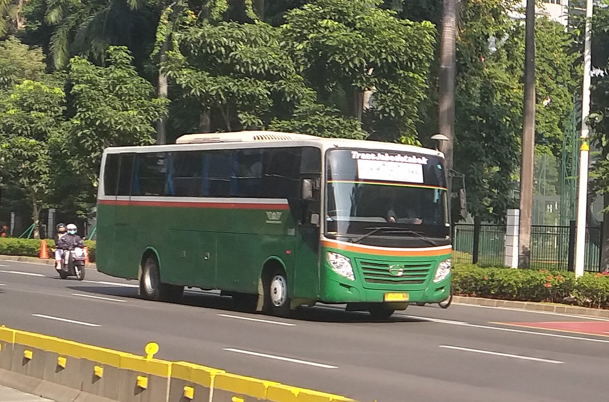 Jgn sekedar membicarakan apa yg akan kita lakukan , tapi lakukanlah terlebih dahulu apa yg akan kita bicarakan
<a href="/MayasariBakti_M/">Mayasari Bakti Mania</a> <a href="/Mayasari_Bakti/">MayasariBakti_PT</a> 
<a href="/LaksanaBus/">Laksana Bus</a> 
<a href="/SukaFotoBis/">ceritadijalan.co</a> 
<a href="/hinoID/">Hino Indonesia</a>