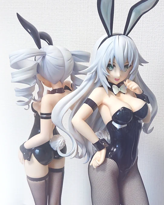 #バニーの日
つい最近妹2人のサンプルを頂いたFREEingさんのバニー女神様たち
背中もお美しい!? 