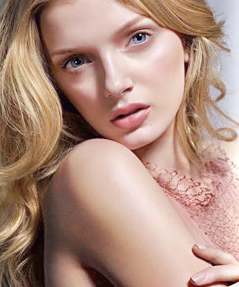 海外美女図鑑 Lily Donaldson リリー ドナルドソン イギリス出身のモデル 海外美女図鑑 Lily Donaldson リリー ドナルドソン イギリス出身のモデル