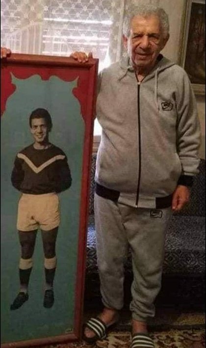 Ancien joueur qui a porté le scapulaire des <a href="/girondins/">FC Girondins de Bordeaux</a> de Bordeaux entre 1962 et 1964. Ainsi que le maillot de la glorieuse équipe d'Algérie <a href="/LesVerts/">Équipe d'Algérie de football</a> 🇩🇿. Saïd Amara, monument du football algérien s'est éteint. Reposez en paix monsieur. Lahyrahamou 🙏 
#Girondins #Algerie
