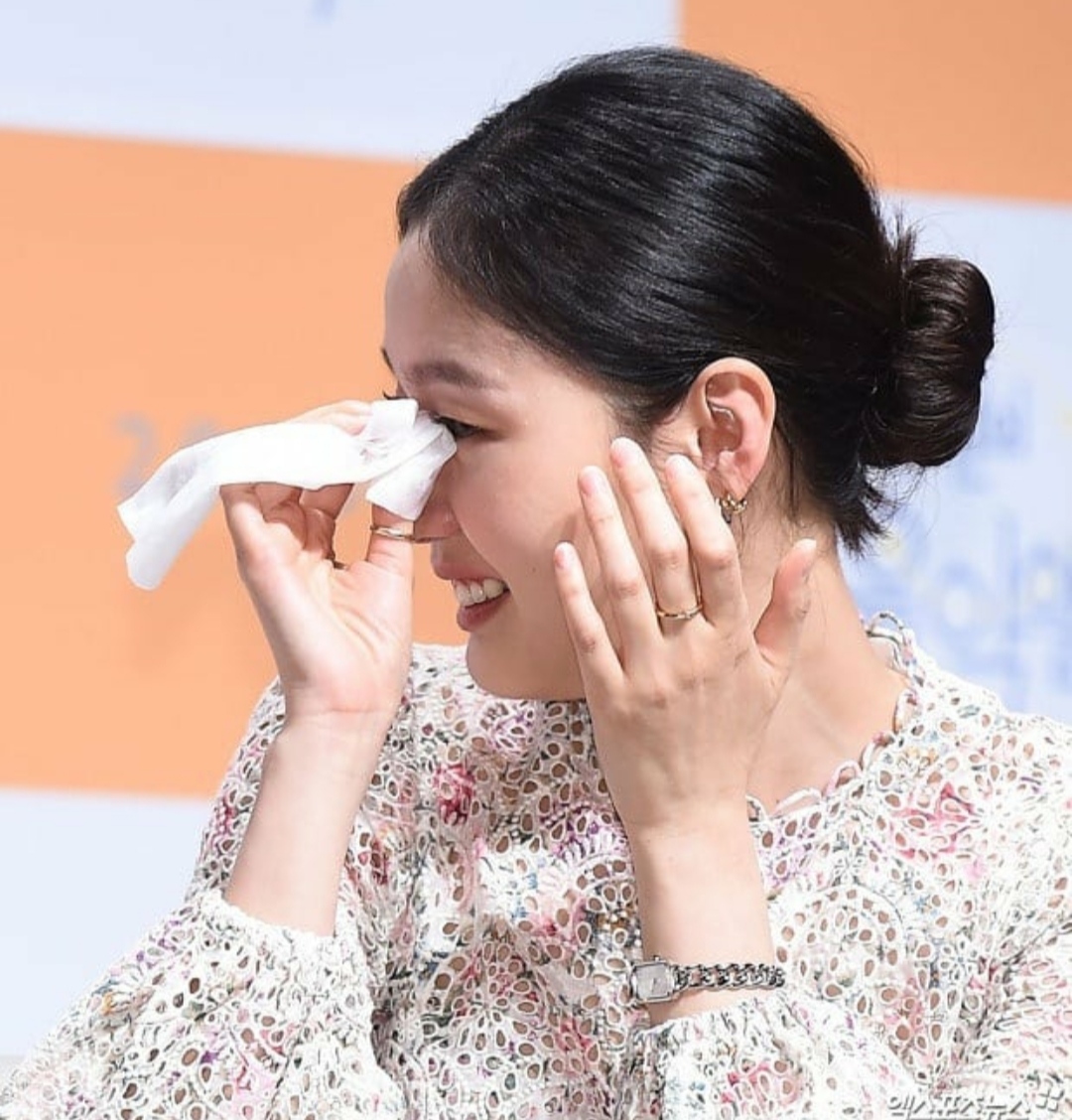 CoreaStories's tweet photo. Corea News Update: The King's Birthday
Accomplished in diplomacy, intelligence, sportsmanship, and charm, while also setting standards very high for the men of Corea when it comes to romance!
READ here:
https://t.co/UTxz0eZ2qw
#coreastories #coreafiction https://t.co/lJQcJyBETy