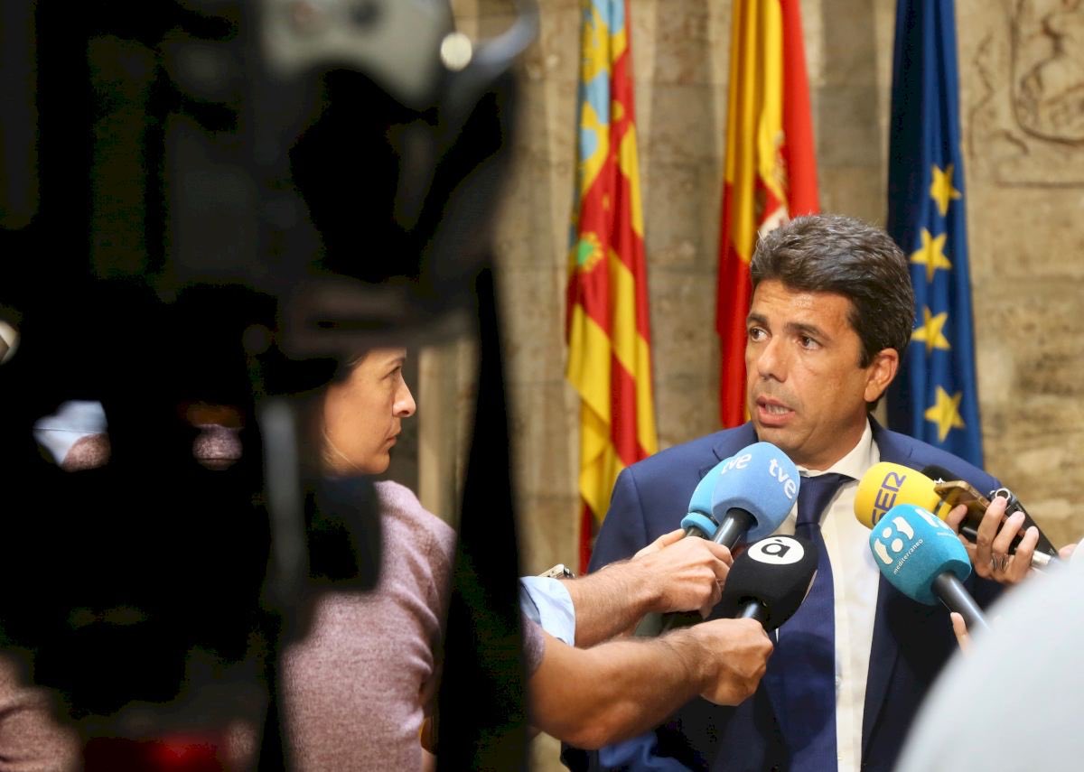 alicantepp's tweet photo. 🤝𝐄𝐥 𝐀𝐜𝐮𝐞𝐫𝐝𝐨 𝐩𝐚𝐫𝐚 𝐥𝐚 𝐑𝐞𝐜𝐮𝐩𝐞𝐫𝐚𝐜𝐢𝐨́𝐧 𝐝𝐞 𝐥𝐚 𝐂𝐨𝐦𝐮𝐧𝐢𝐝𝐚𝐝 𝐕𝐚𝐥𝐞𝐧𝐜𝐢𝐚𝐧𝐚 𝐢𝐧𝐜𝐥𝐮𝐲𝐞 𝐚 𝐩𝐫𝐨𝐩𝐮𝐞𝐬𝐭𝐚 𝐝𝐞 @CarlosMazon40 𝐥𝐚 𝐝𝐞𝐟𝐞𝐧𝐬𝐚 𝐝𝐞 𝐥𝐨𝐬 𝐭𝐫𝐚𝐬𝐯𝐚𝐬𝐞𝐬💧 https://t.co/gO4cfRHBU1 https://t.co/39JYLsSyzD