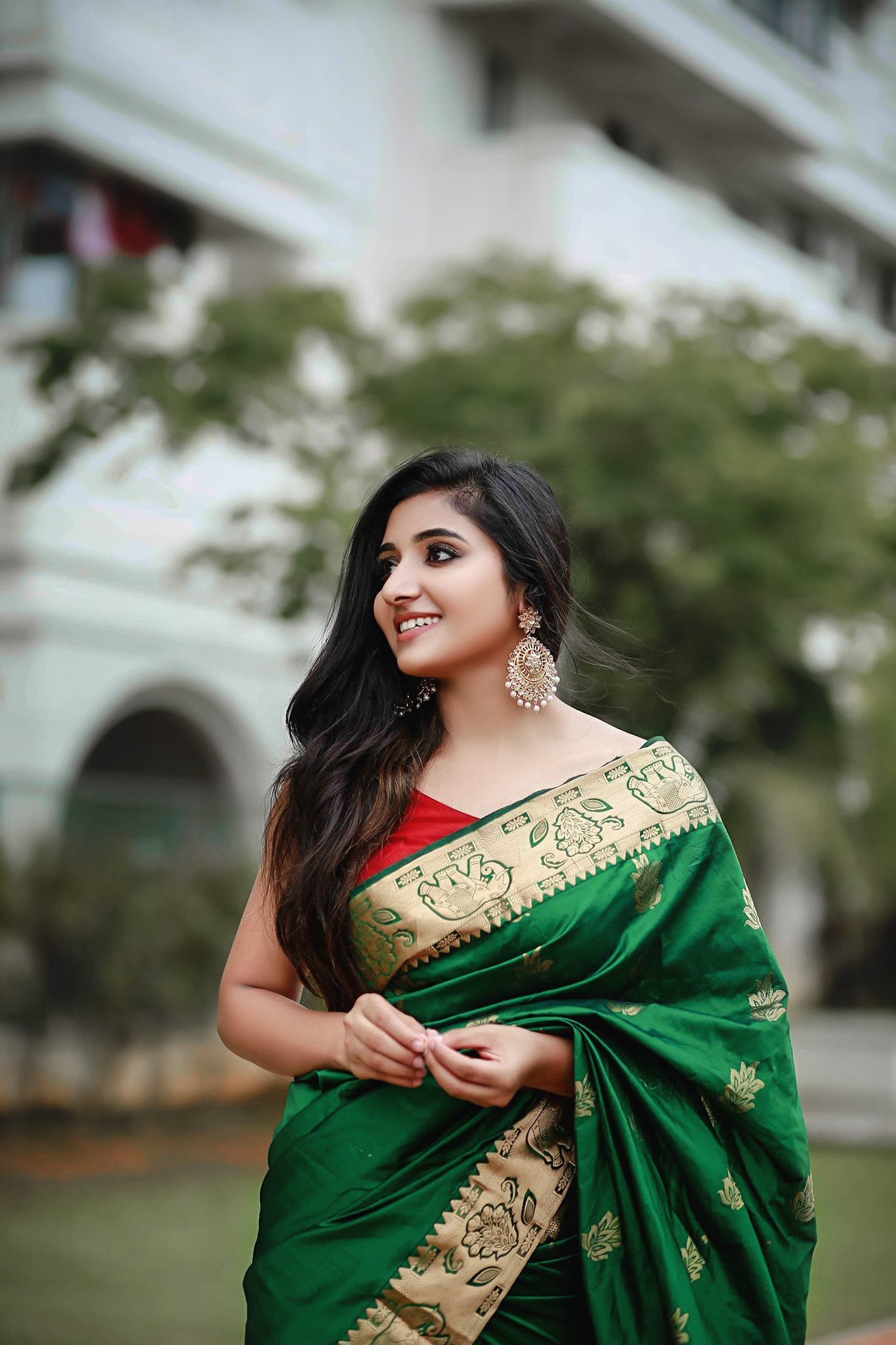 EeaVT2fUcAEuSep?format=jpg&name=large