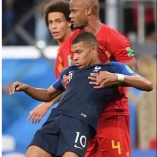 jerkchris22's tweet image. Today's episode on #TwitterVar 😂😂