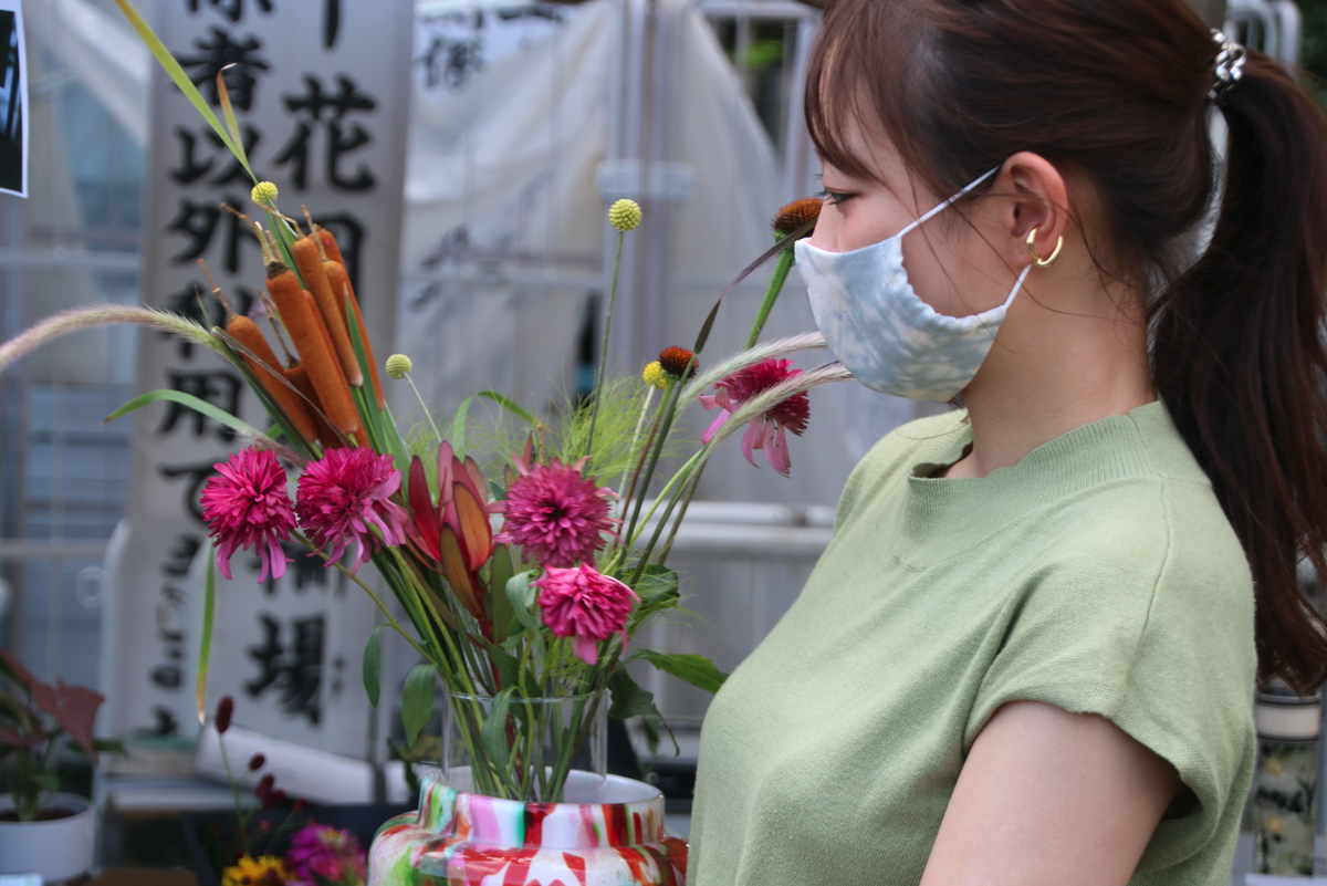 花の総合サービス企業 ユー花園 公式 今日のユー花園縁日は如何でしたか 気持ち良い天気でした 明日以降 来週にも企画各種をご用意しております お楽しみに Youkaen 桜新町 花屋 縁日 桜新町花屋 花掬い T Co Lx2sypmmef Twitter