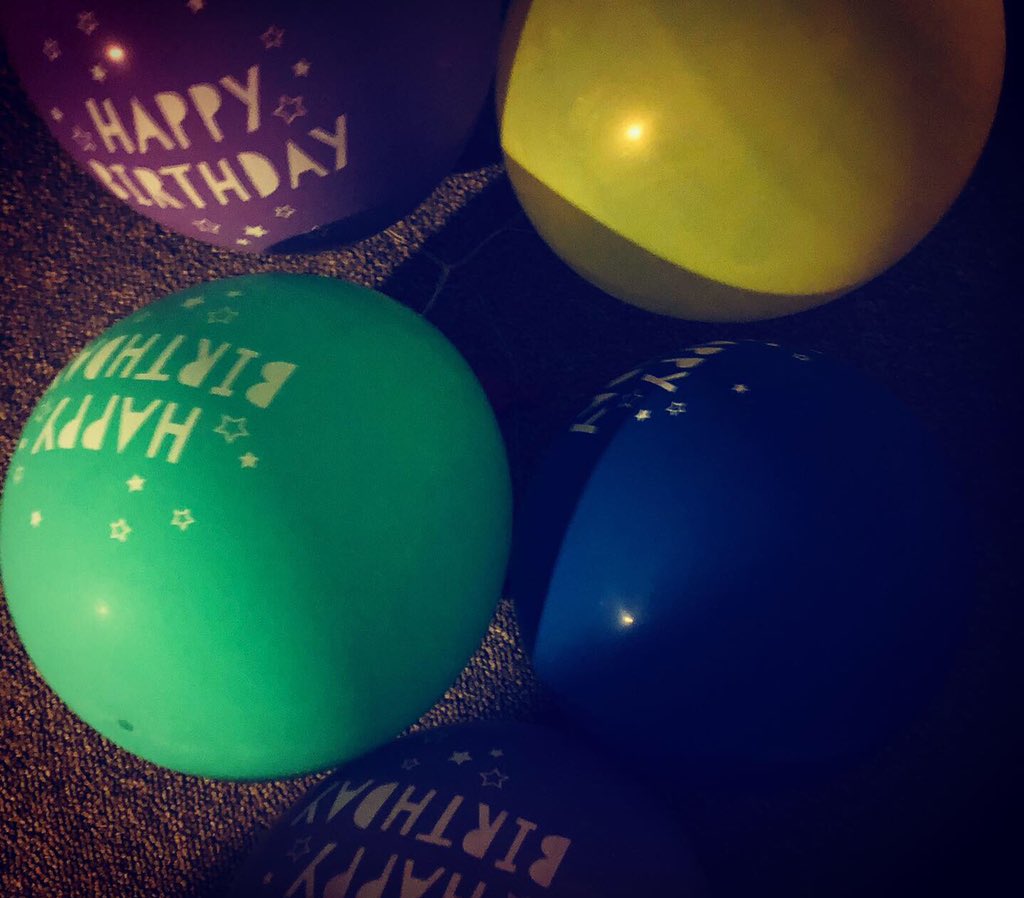 Xamreen_Ashraf's tweet photo. Blessed beyond words for another day and a year, for the amazing people around and for everything .. It was my birthday #01August #HappyBirthdaytome 🥳🌟🎉💃🏻🎈🎂🧿 https://t.co/nzXnsIl5N9