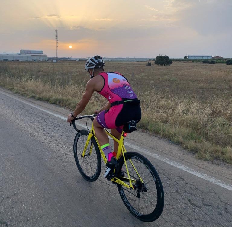 Un finde más...
Un finde menos...
Sabado: 70 km 🚴‍♂️ + 17 km 🏃🏻‍♂️
Domingo: 135 km 🚴‍♂️
#IronmanGandia2020 👣💪🏻