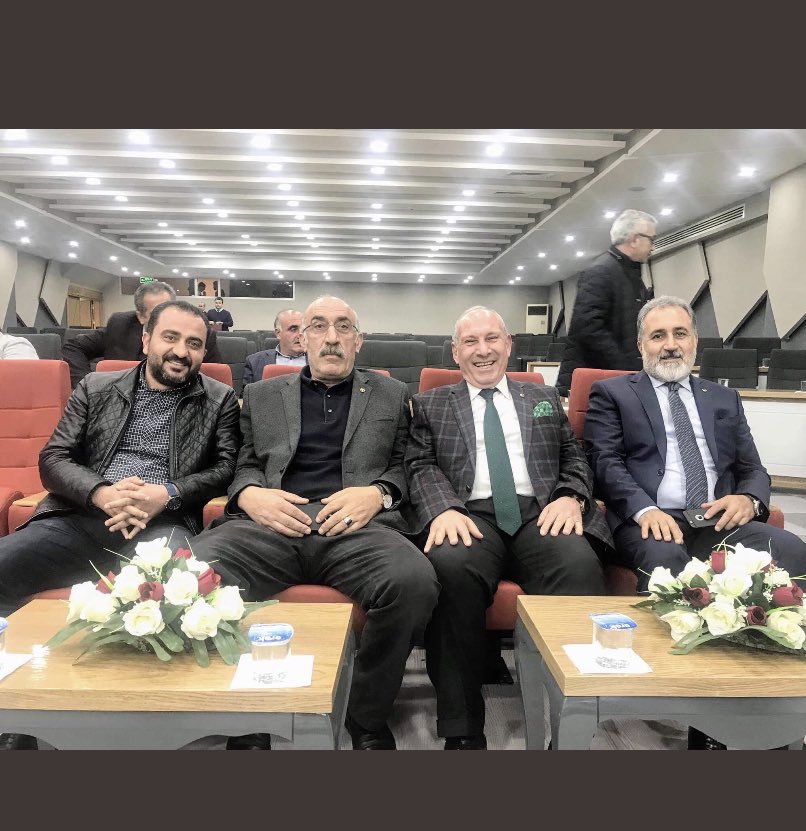 Metin ABi (@metinozabiler) on Twitter photo #DünyaYakışıklılarGünü müz kutlu olsun. <a href="/faruk_biner/">Faruk biner</a> <a href="/bakhelebak/">Bak Hele Bak Yusuf Konak Kahvaltı Sarayı</a> <a href="/serdarorhun1/">serdar orhun</a> ☘️🌹 #DünyaYakışıklılarGünü müz kutlu olsun. <a href="/faruk_biner/">Faruk biner</a> <a href="/bakhelebak/">Bak Hele Bak Yusuf Konak Kahvaltı Sarayı</a> <a href="/serdarorhun1/">serdar orhun</a> ☘️🌹