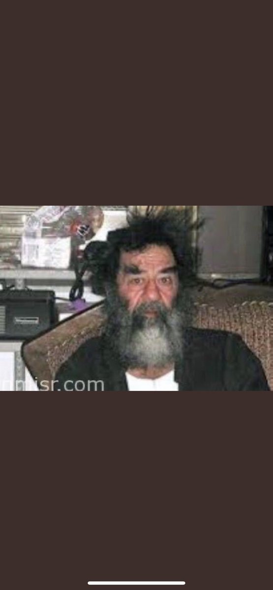 هذا من أعتدى على دولة الكويت 
هو من كسر التلاحم العربي 
هو من أعتدى على جيرانه 
هو من قتل وهجر شعبه 
هو من قتل أهل بيته ونسايبه وأزواج بناته 
هو من فكك الدول العربيه وأدخل الأجنبي المنطقه بسوء أفعاله 
هو روع أهل الخليج المسالمين الأمنيين 
اذا عندك شعره التعاطف معاه راجع عقلك