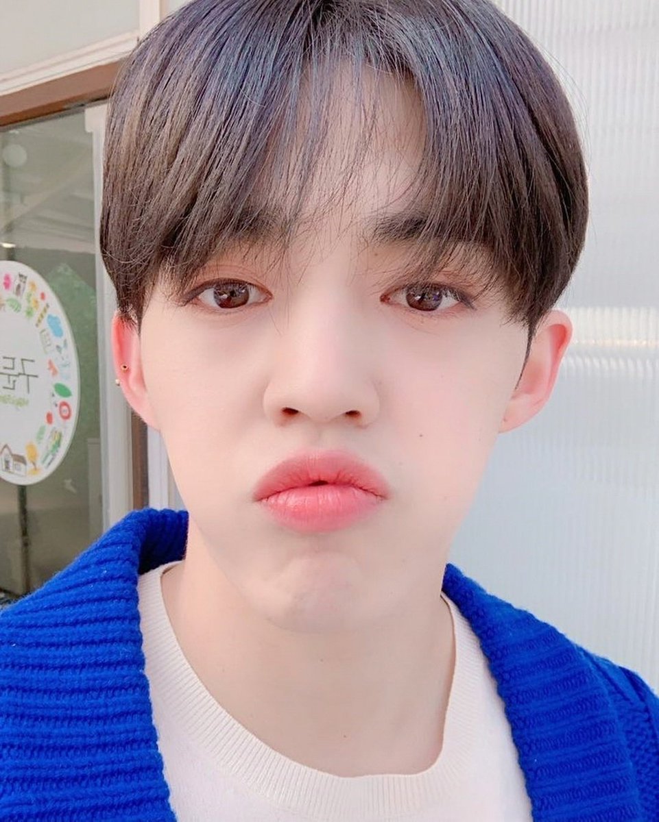 03/14/19his very first ig post, just look at this cutie @pledis_17