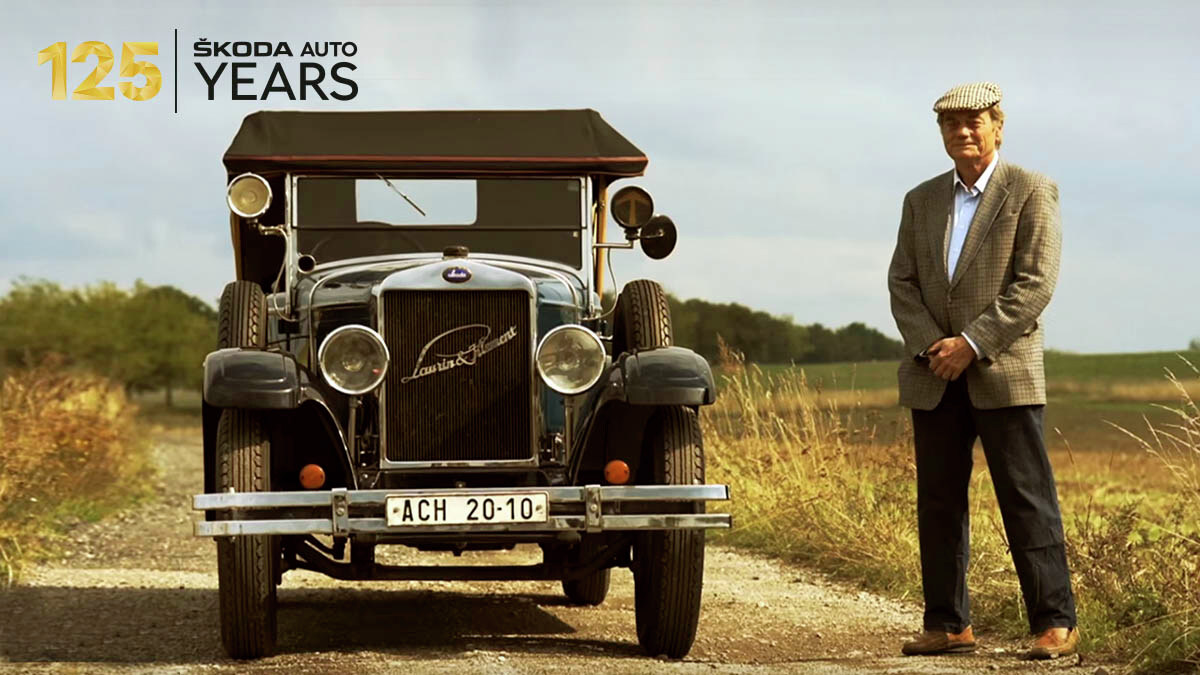 skodaautonews's tweet photo. 8️⃣4️⃣ “When I first saw her, she was parked under a plum tree &amp; time was taking its toll." Václav Macháček is a proud owner of the L&amp;K #SKODA 110, which took him an entire year to repair. Watch the whole story here: https://t.co/IP3YqoduHr
#HumansofSKODA #SundayFunday #125years https://t.co/vmWvF9l4V7