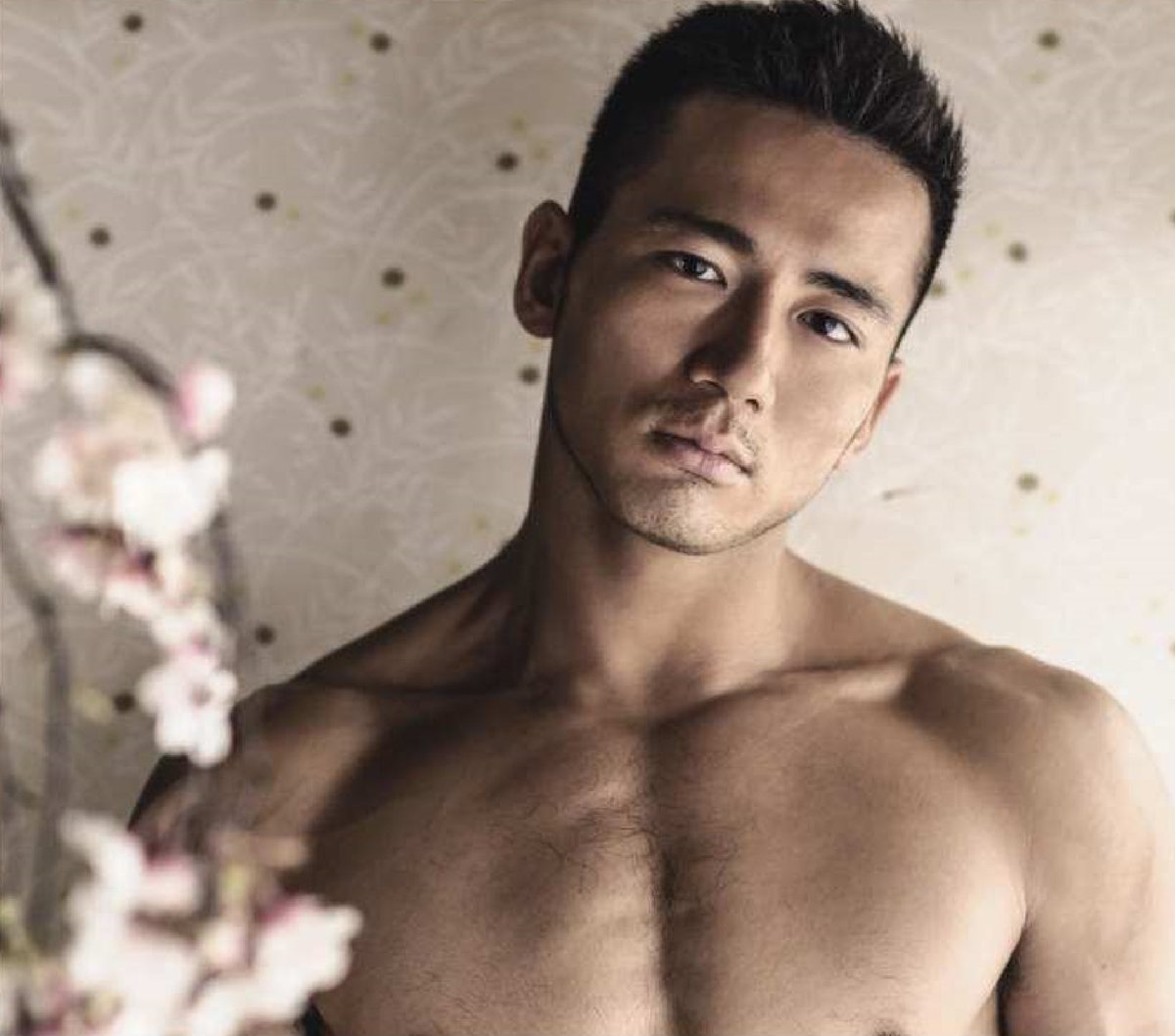 モデルとして絶大な人気を誇る永瀬康介さん(<a href="/KO_SK1031/">KO-SK（こうすけ）</a> )

日本的な端正な顔立ち、憂いを帯びた表情、鍛え上げた肉体…💪💪💪

onlyfans.com/ko_sk1031