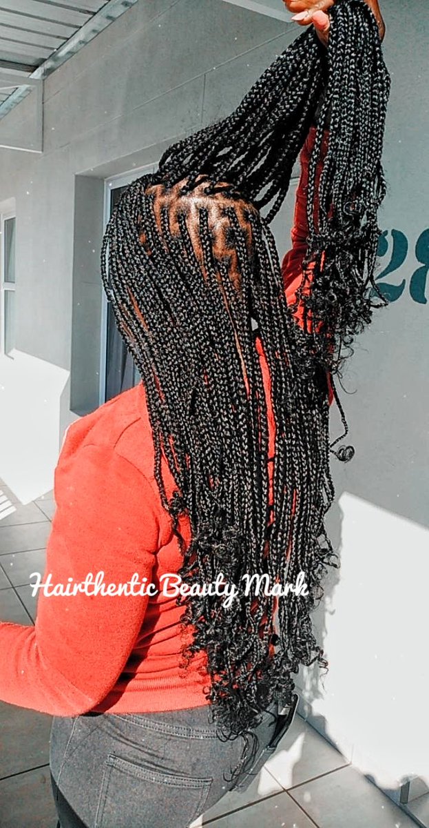 Twinkle_eyes15's tweet image. Get your hair done by me @Eyes15Twinkle at an affordable price
IG @twinkle_eyes15 
Call me 0818910119
PLEASE LIKE AND RETWEET