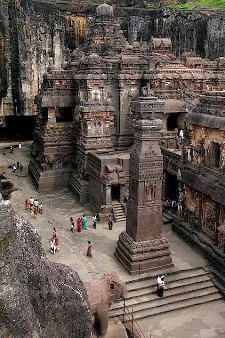  #ElloraCaves is a sacred site in Maharastra. It is a UNESCO world heritage site and is celebrated for its Hindu, Buddhist, and Jain temples and monuments which were carved from the local cliff rock in the 6th to 8th century CE. https://twitter.com/VandanaJayrajan/status/1123277133256597505?s=19
