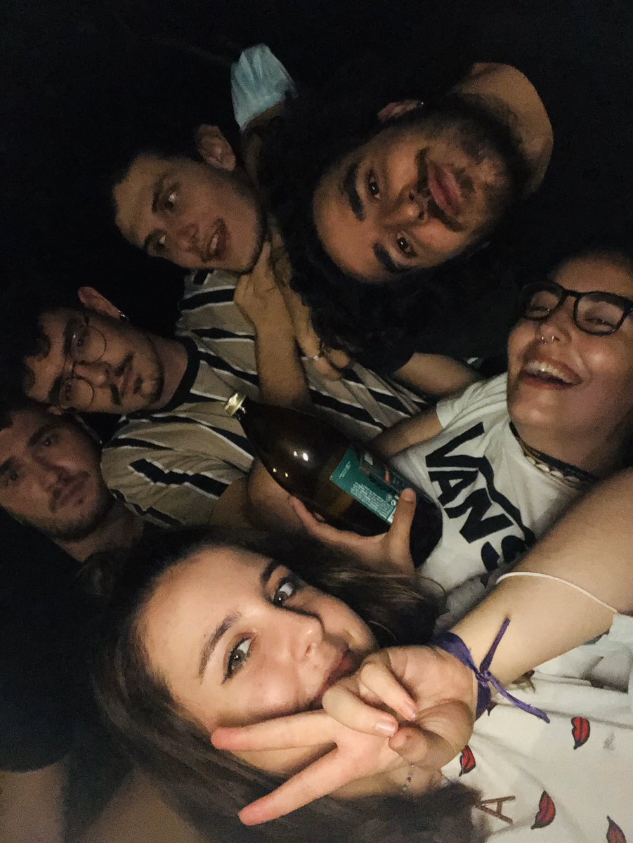 mariamastevale's tweet photo. Heeermanisimos. 🤪🤪 https://t.co/730J2TeXpI