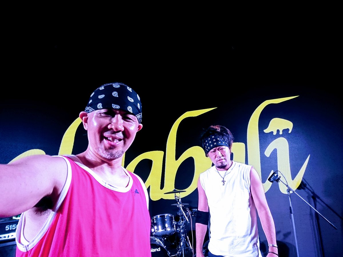 D_Atsuuuuuuuu69's tweet photo. エルハバリ、PV撮影してきました。
貴重な体験が出来た…
有難いな~。
最高!!
#eljabali
#hoperemains
#AVC
#sunphonix
#Roland https://t.co/CE01rv02ml