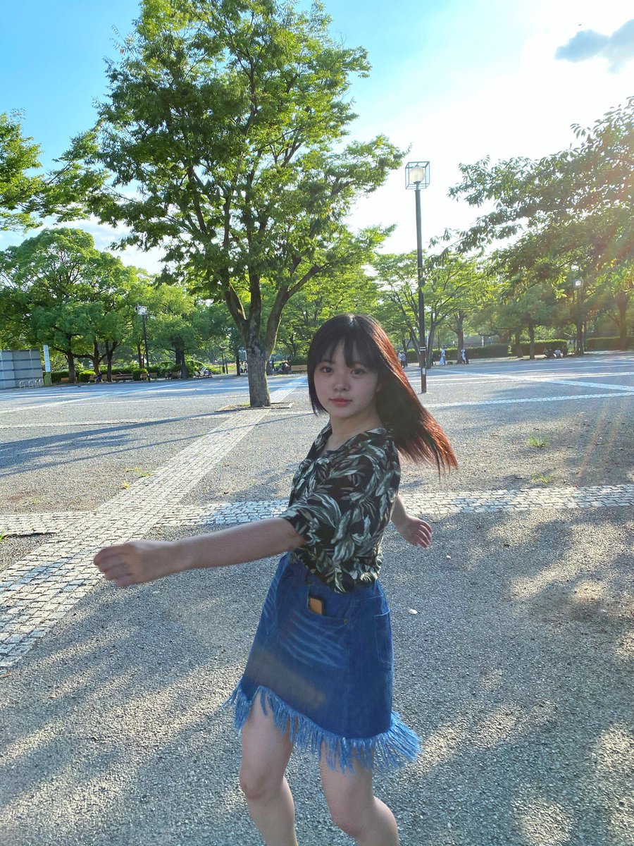 3_shine's tweet photo. 2020.8.2 渋谷
NiceToMeetYou撮影会
#htmy
颯乃(そなな)
ライブ中の笑顔とかなびく髪の毛が抜群に良くて
あ、こりゃ落ちる人落ちるわ!って笑顔でそれ引き出したかったけど無理だったのでその場で回ってもらった(?) https://t.co/HlO7vDCciG
