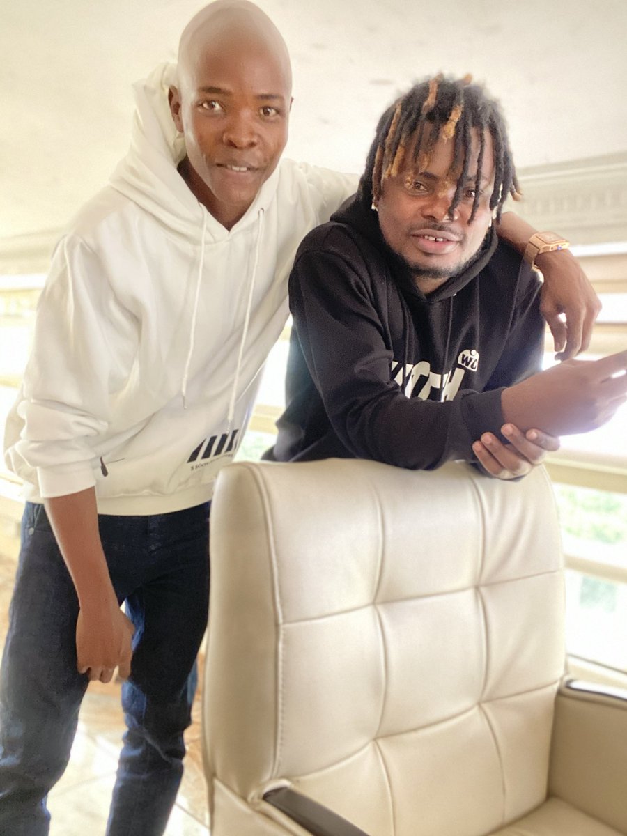 Itz_Moskillz's tweet photo. I Just Want To Say Thank God For Gifting The World A Genius Like You ⁦@Oladipsoflife⁩ So Humble And Super Talented ,God Bless You Baba #Ligali Soon 🔥🙌🏽 https://t.co/fyXMGCS66n