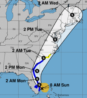First the official word from the NHC: They anticipate  #Isaias to remain below hurricane strength as it turns and races up the East coast beginning tomorrow. Included in that track is a run through the southern Sandhills Tuesday morning. 2/x
