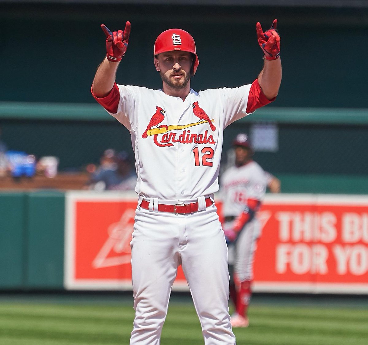 Cardinals's tweet photo. Happy 27th Birthday @RealPaulDeJong!   🤘  😎  🤘 https://t.co/5EP0iWGR5x