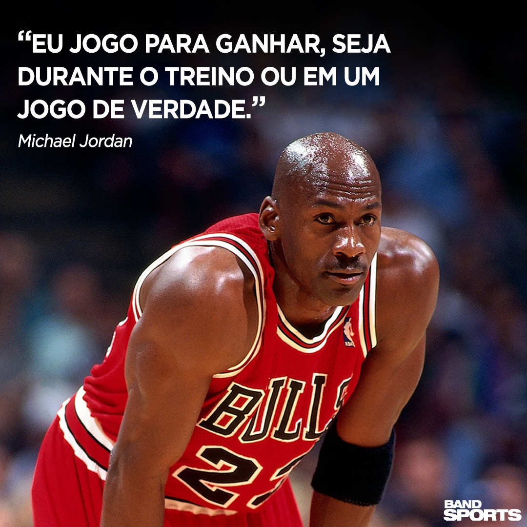 BandSports on X: MONSTRO! O melhor jogador de basquete de todos