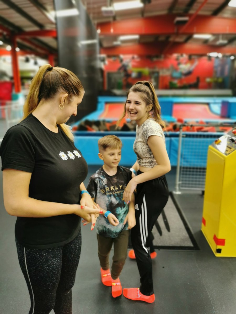 V82CHRIS's tweet photo. Rush Birmingham is back open ๐ There's hand sanitiser everywhere and everything is cleaned several times throughout each session. Weve had lots of fun today. Thank you @RushBirmingham (Ad|Gifted) #RushBirmingham #RushUK #RushTrampolinePark #Rush https://t.co/LGM2MY0IEw
