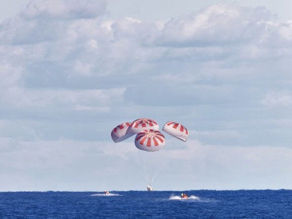 MarkBrayer's tweet image. It’s been 45 years since astronauts have returned from space for a capsule splashdown... today we do it again...