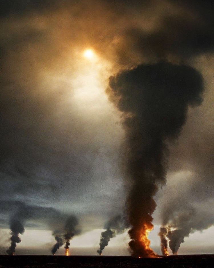 NSarkhoh's tweet image. 30 years today, the darkest of days. The day we lost our freedom, snatched away from us at dawn. It’s all engraved in my mind so vividly, 7 months of pure and utter terror. I saw and felt things..no child should see or feel. Kuwait, we love you. #aug2