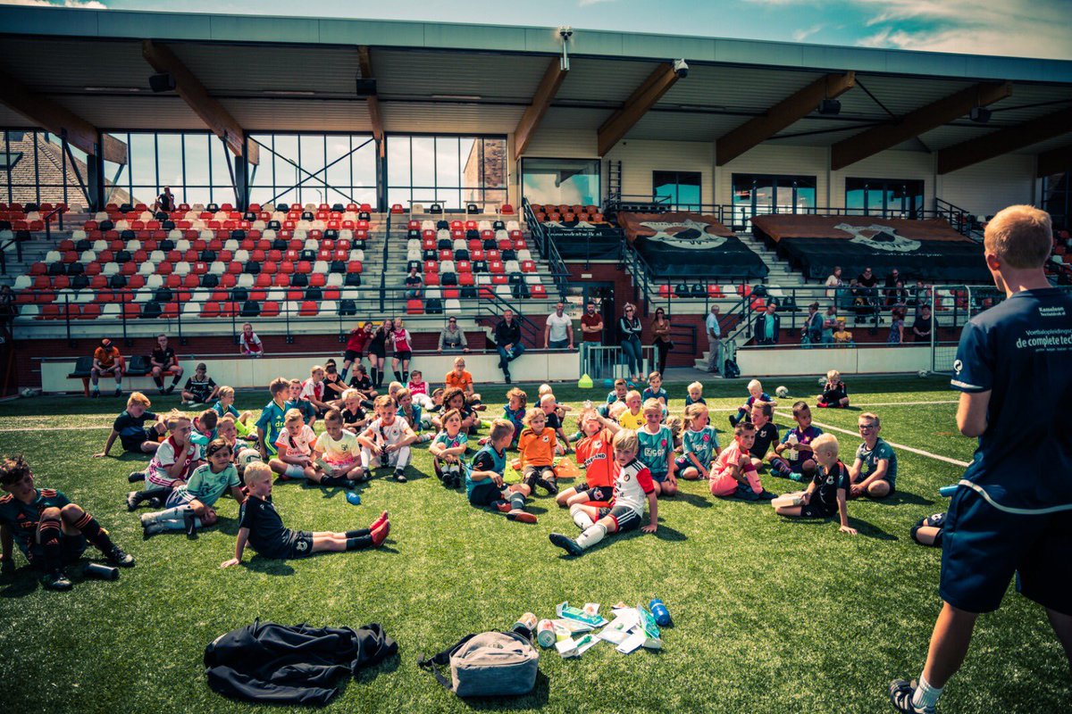 Foto’s van de voetbalvakantieweek bij <a href="/vvkatwijk/">VV Katwijk</a> op Instagram en Facebook!

#decompletetechniek #vvkatwijk #katwijk