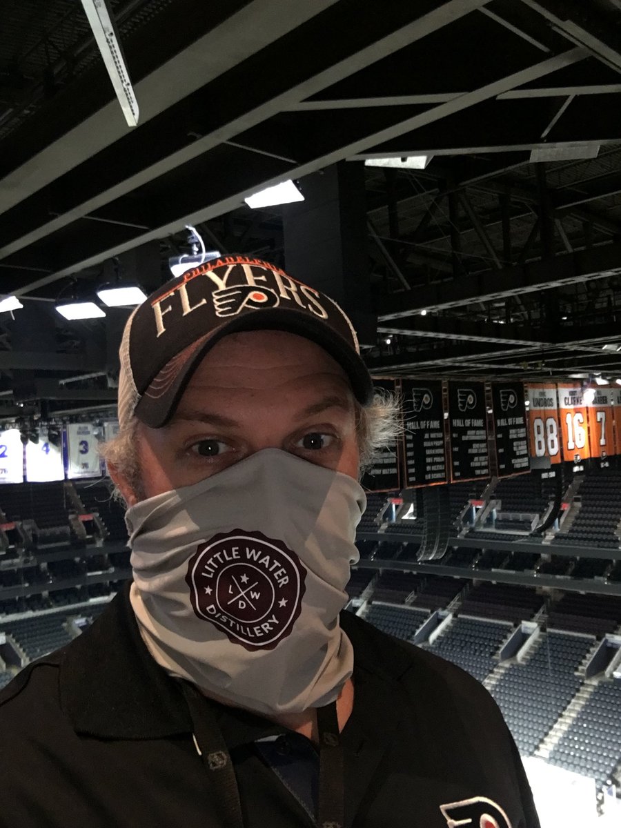 littlewaterdist's tweet photo. The Flyers are BACK at 3p today in the quest for the cup. If you’re watching the game tonight, know LWD Fam Member Artie is working hard from the control room to make sure we get to cheer the boys on.  He’s repping his LWD Neck Gaiter today to keep safe. Grab yours for just $13 https://t.co/YAKfMLQqP6