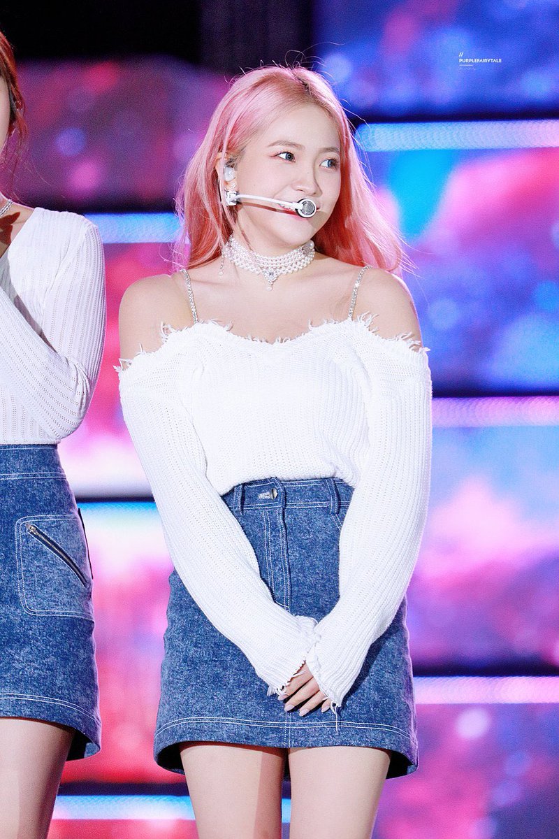 archivedyeri's tweet photo. another i miss pink yeri tweet https://t.co/ExJ2GXuOjT