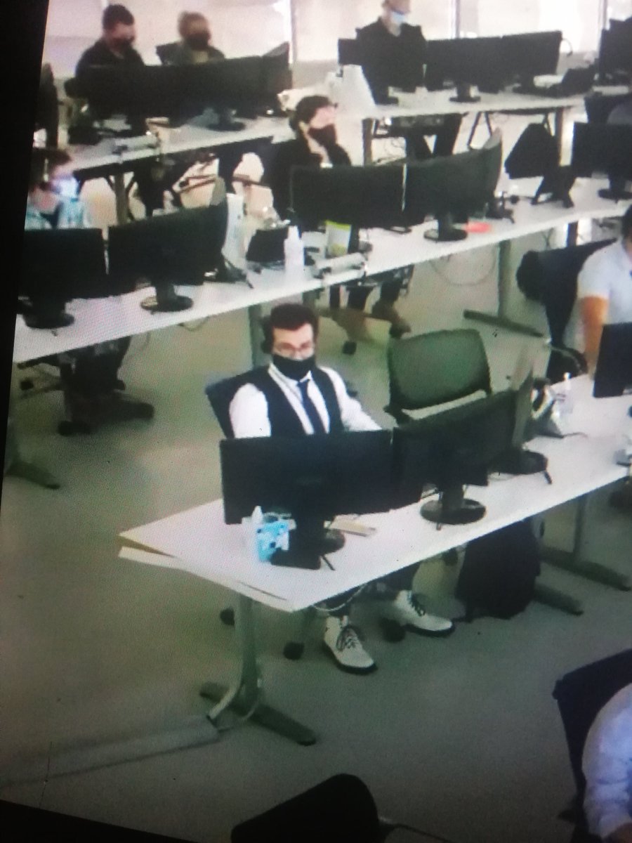 daveruzius's tweet photo. @elonmusk if you can get humans to space and back can you also pls have this guys desk in control center fixed? #OCD https://t.co/8DxzSsPlOS